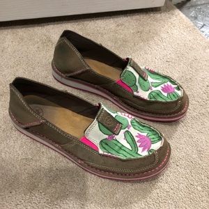 Ariat women's cactus shoes slip on